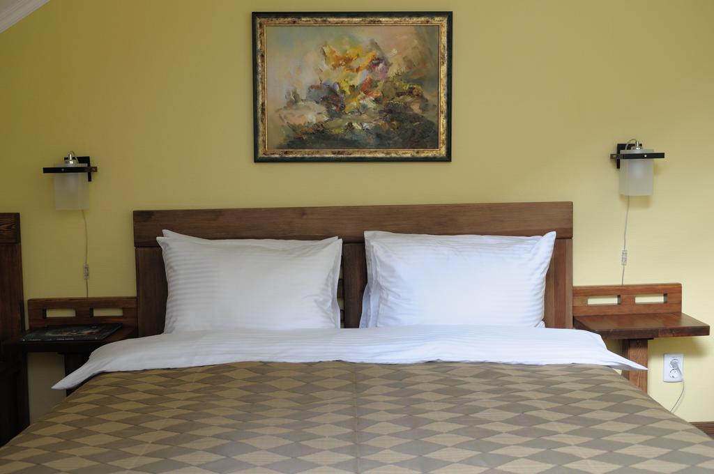روفنو Melrose Hotel المظهر الخارجي الصورة