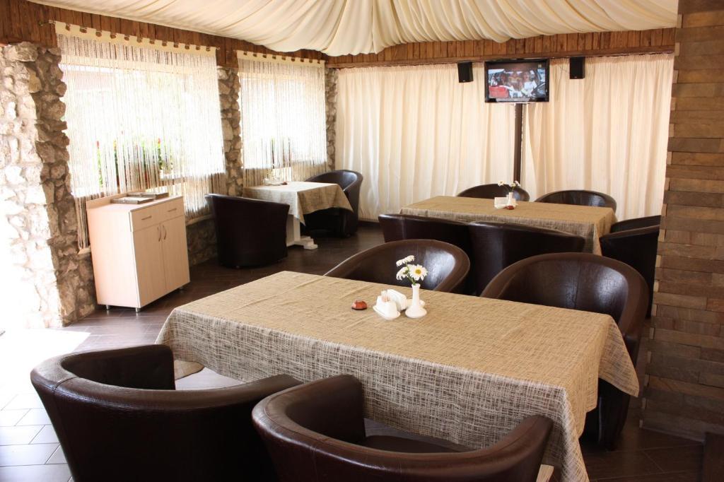 روفنو Melrose Hotel المظهر الخارجي الصورة